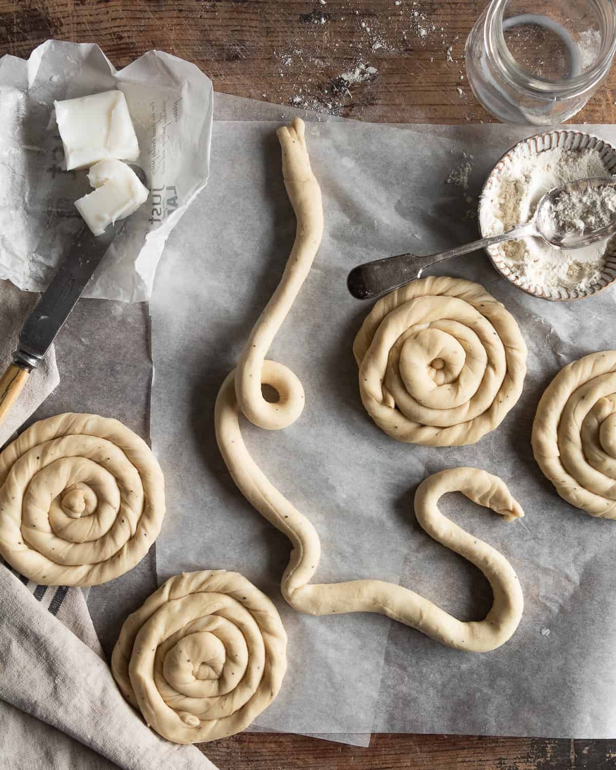 making a snails shape dough