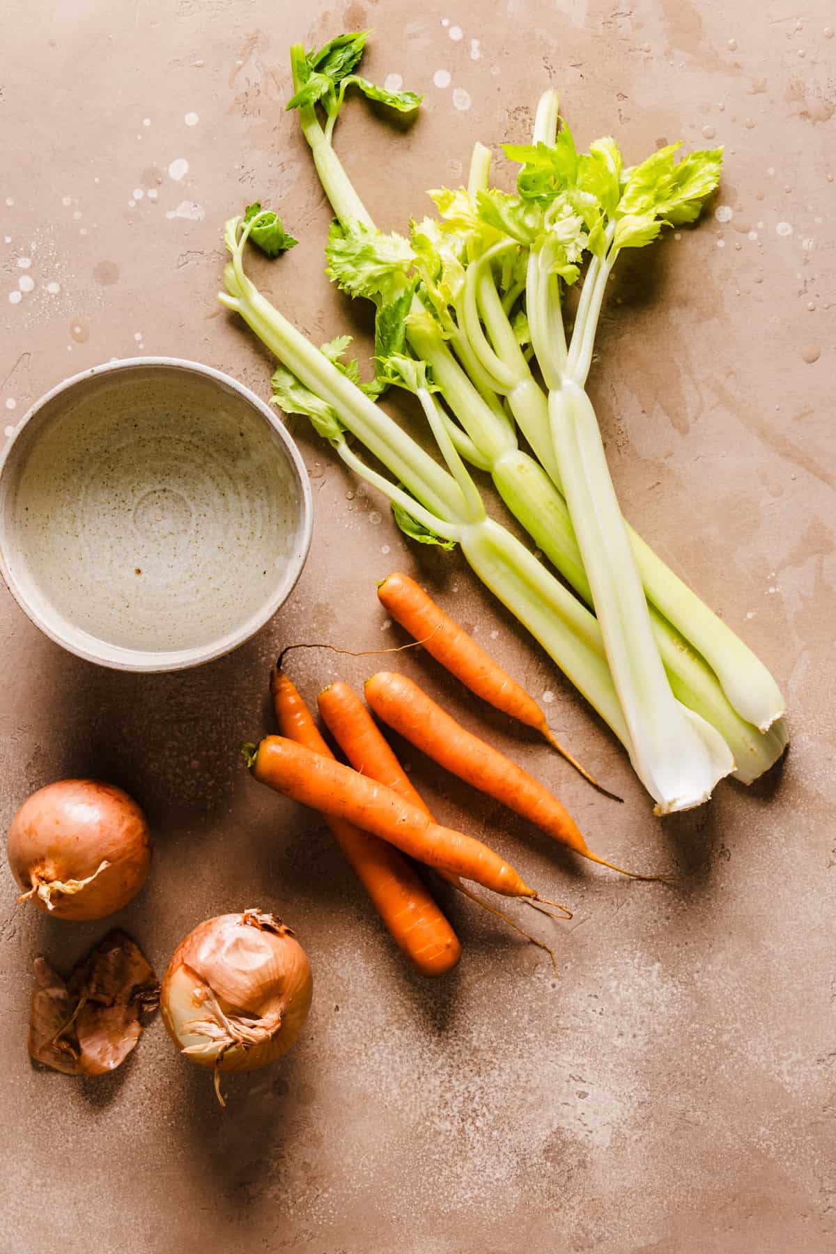 a photo showing all the ingredients need it to make the recipe